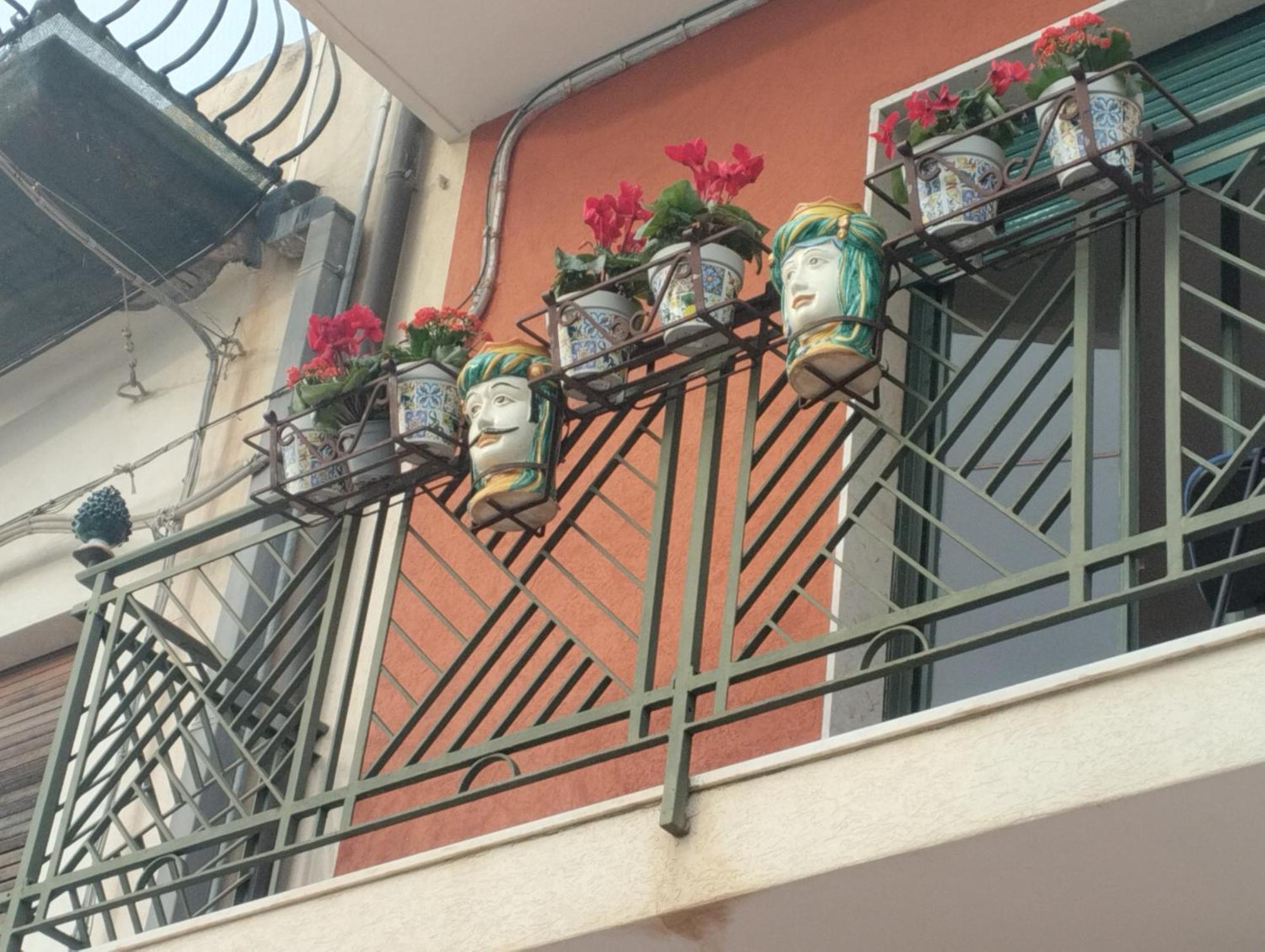 Aurhouse Hotel Castel di Iudica Kültér fotó