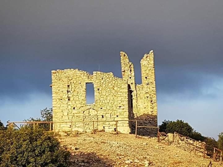 Aurhouse Hotel Castel di Iudica Kültér fotó